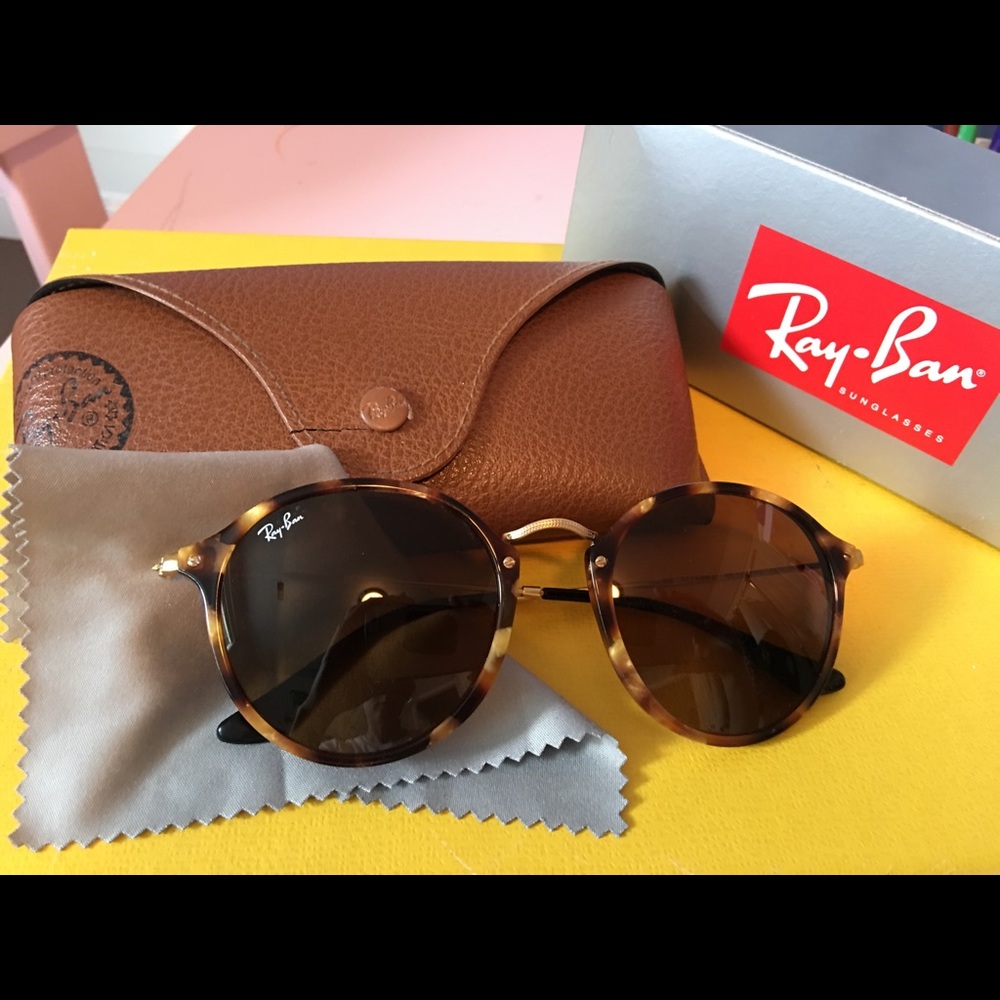 Ray-Ban RB2447 1160 Round Tortoise- Brown lens